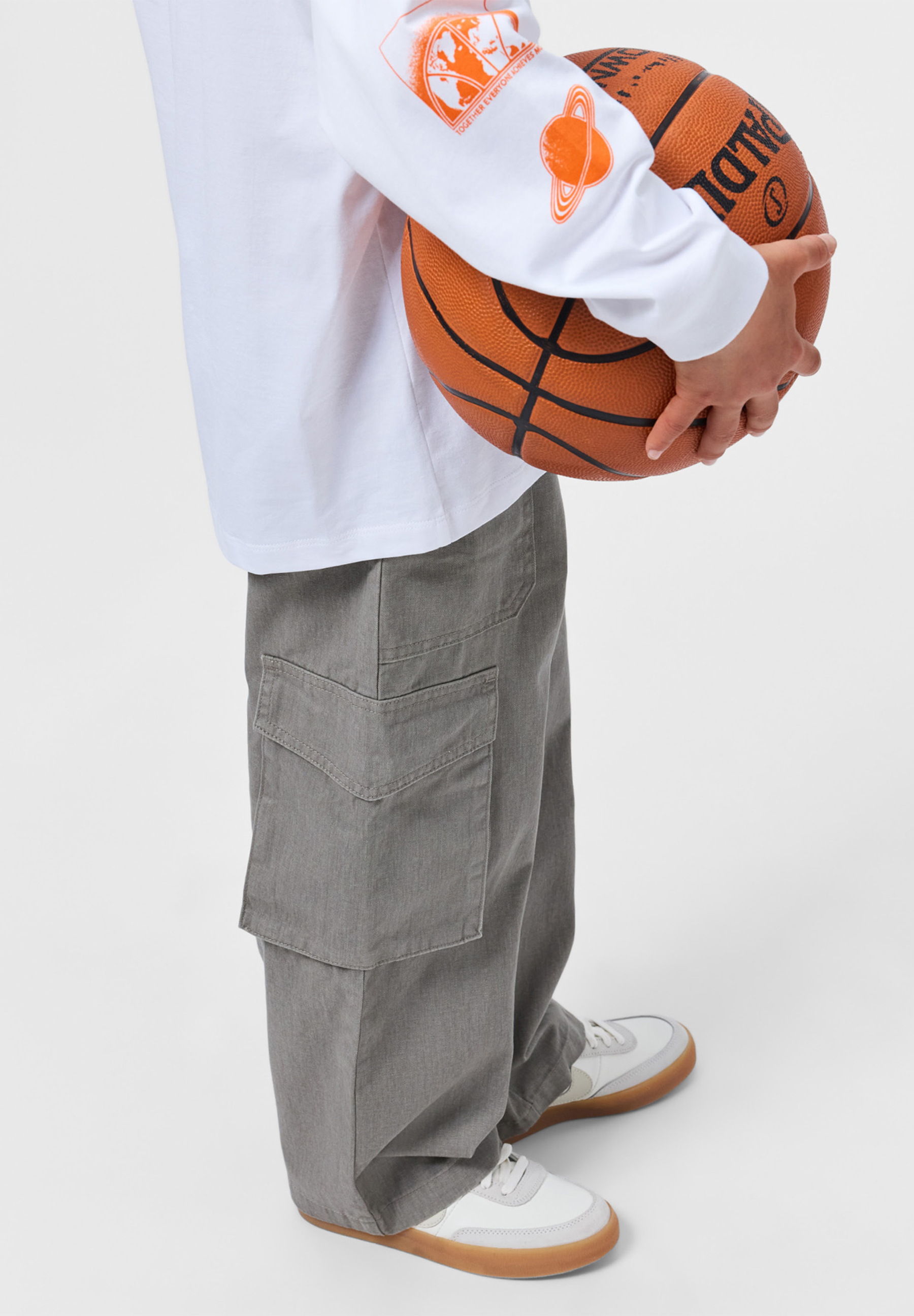 Alter Light Grey Wash