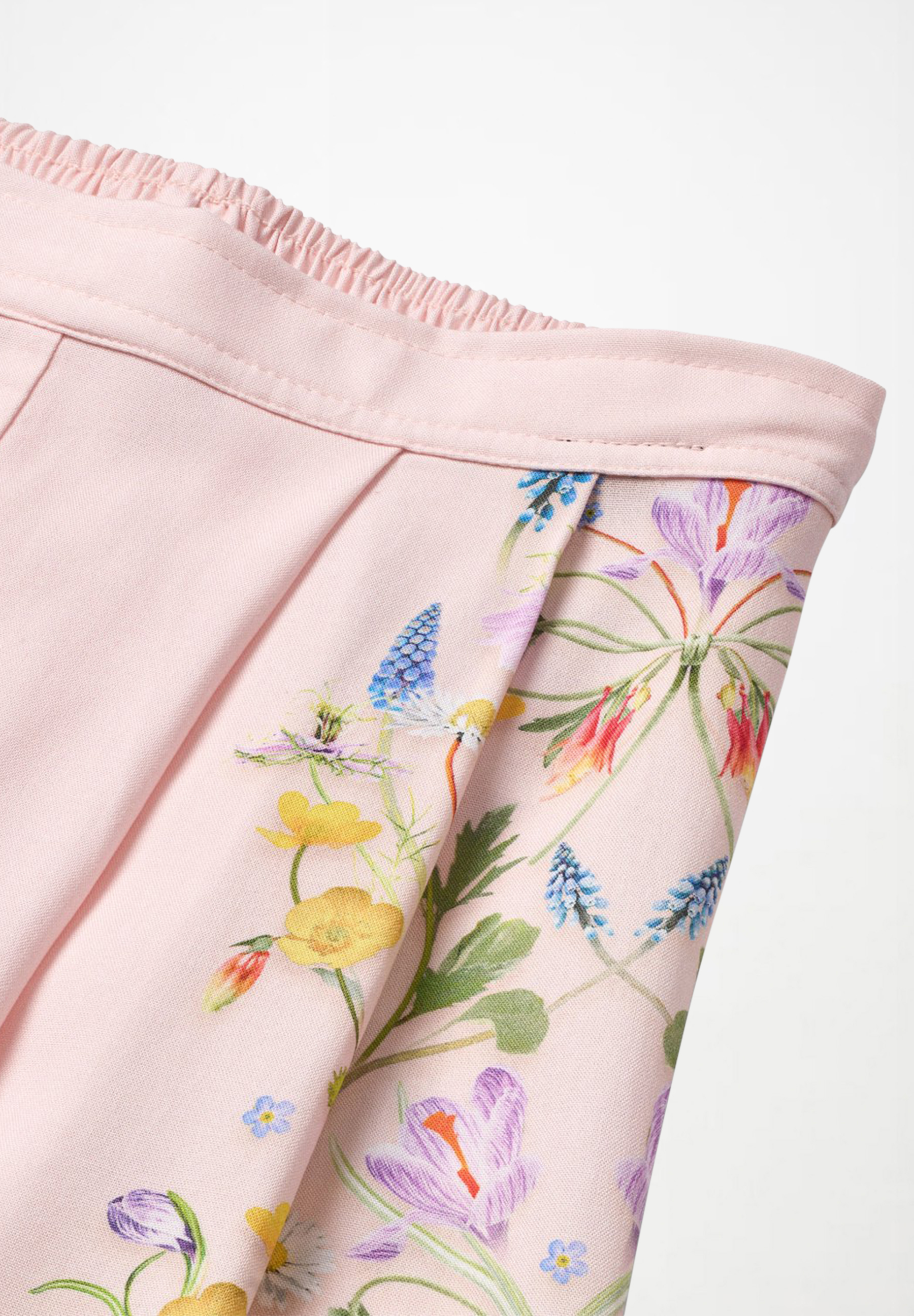 Azina Vertical Flora