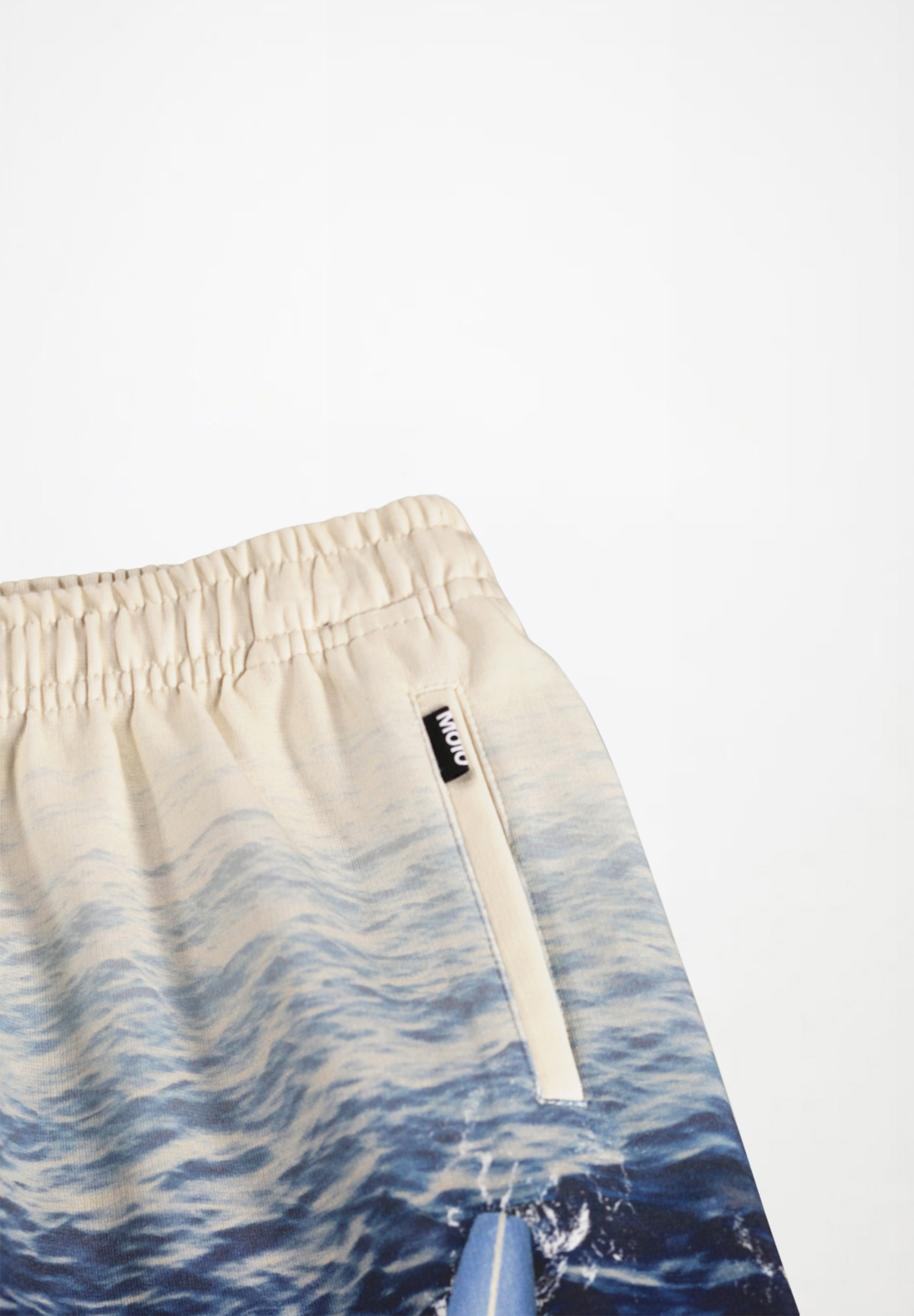 Amil Floating Boards