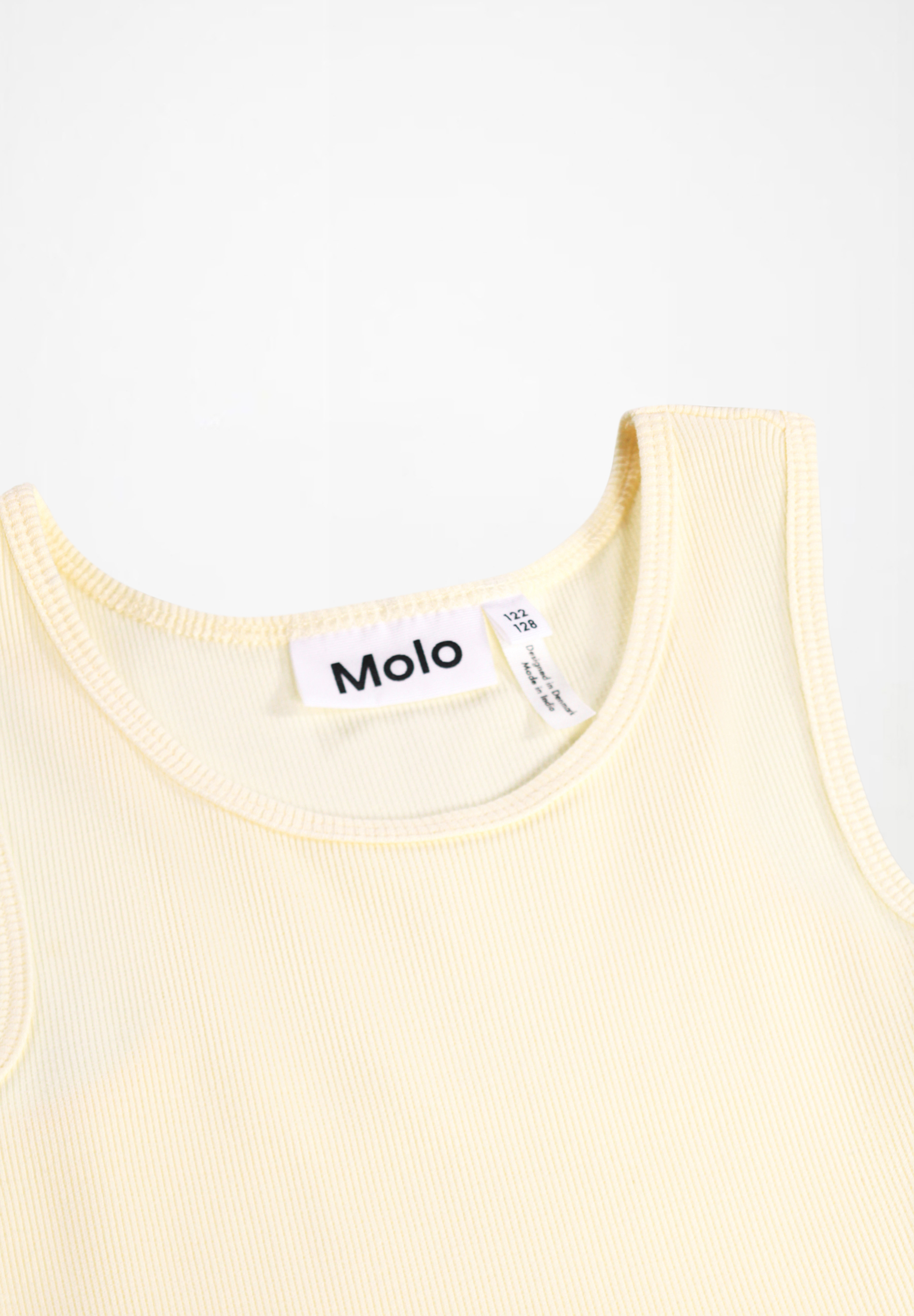 Cassandra Happy Macarons