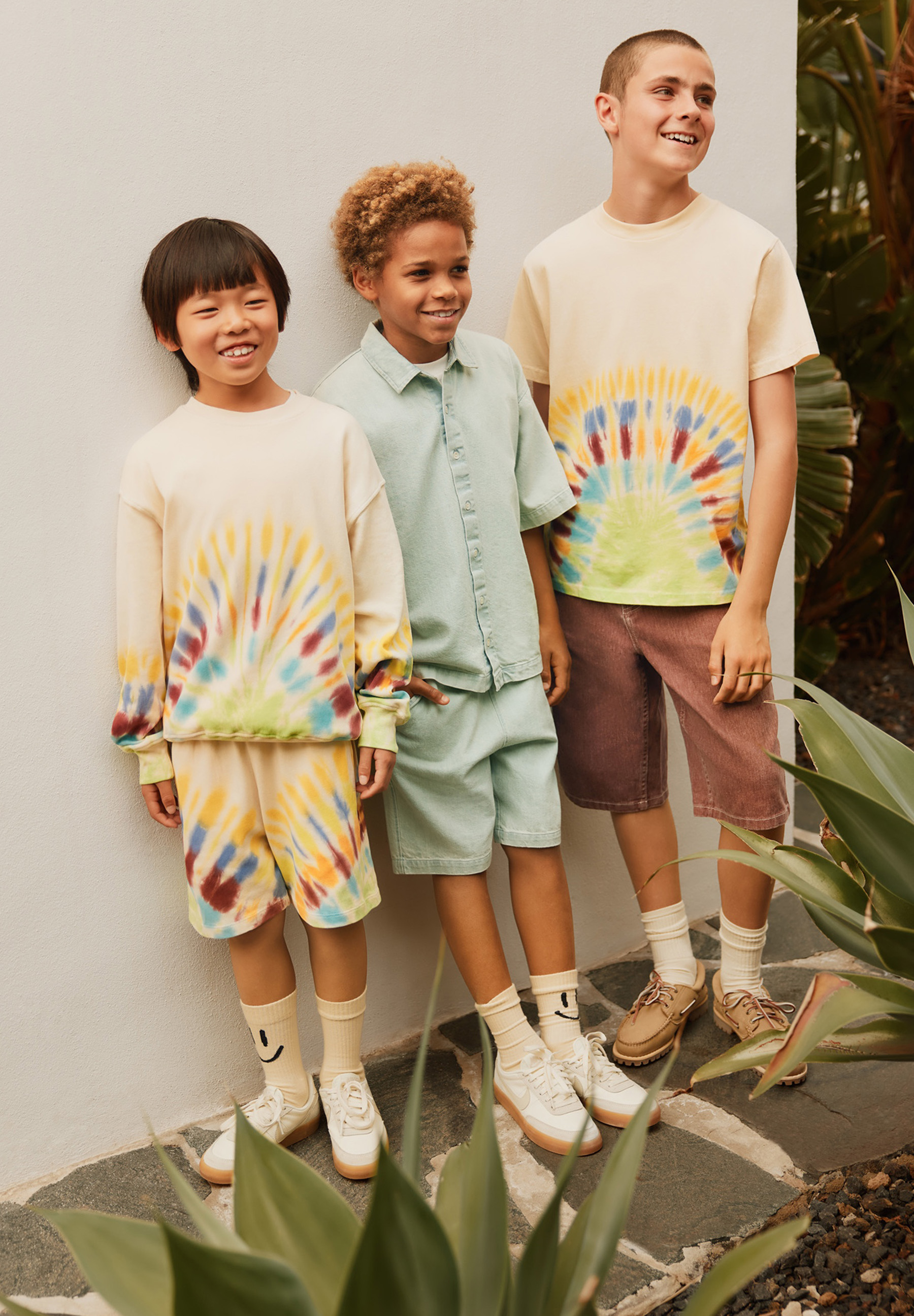 Memphis Rays of Colour