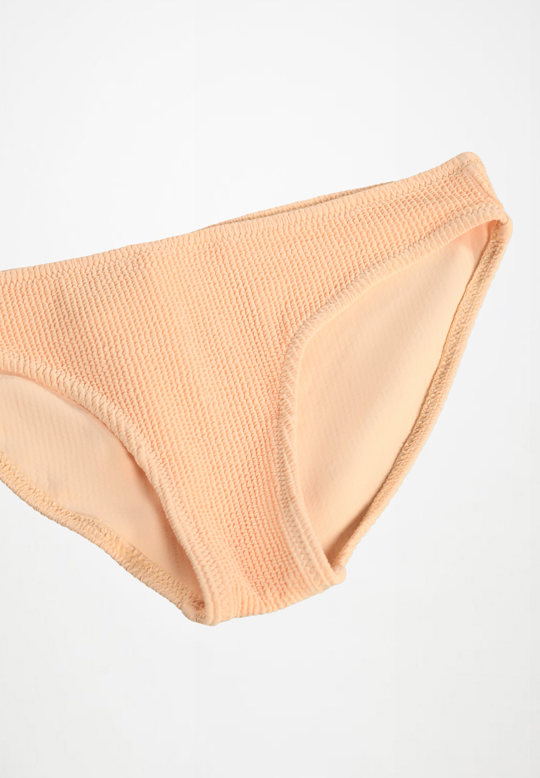 Nola Crepe Peach Fuzz