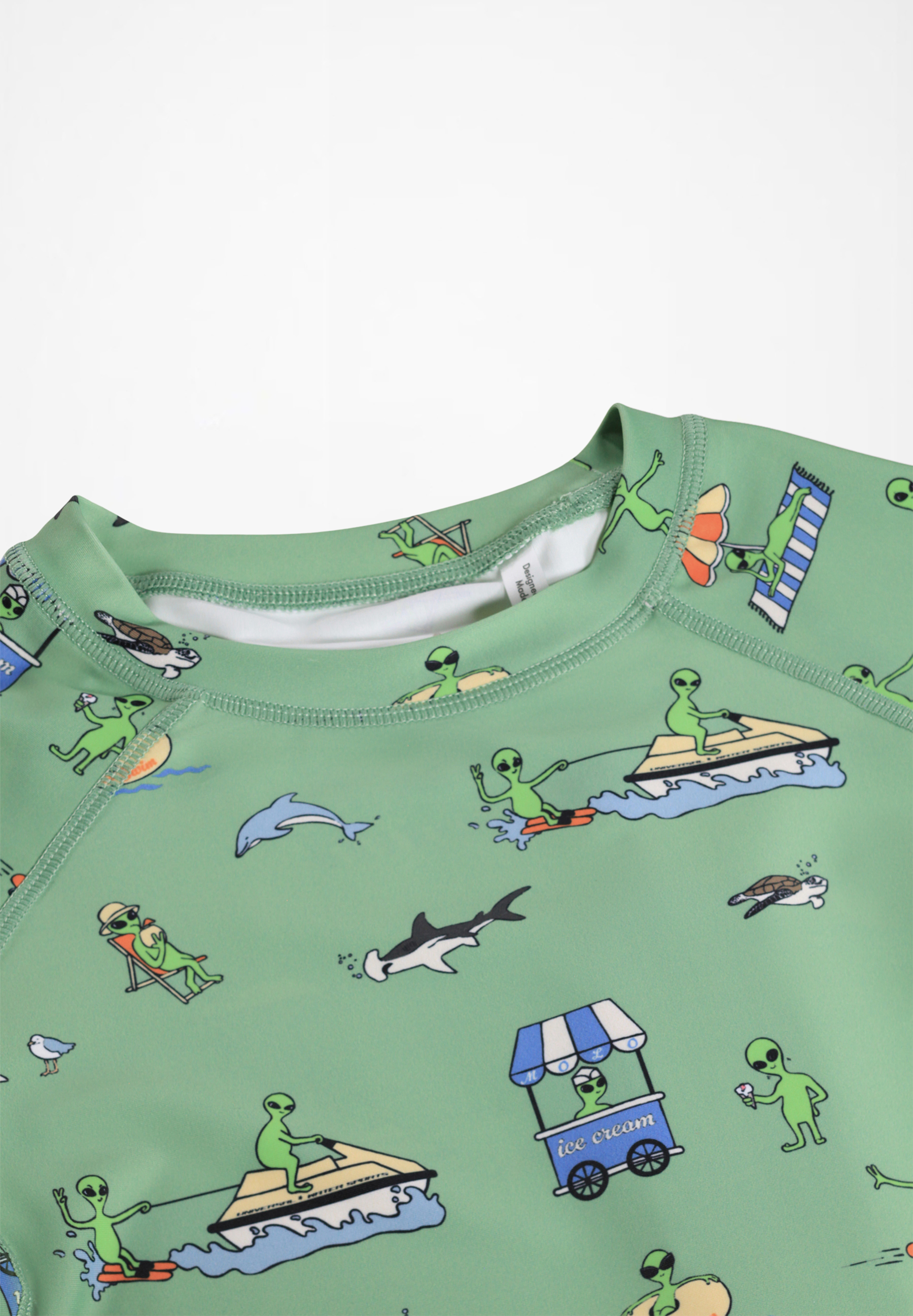 Neptune Alien Vacation