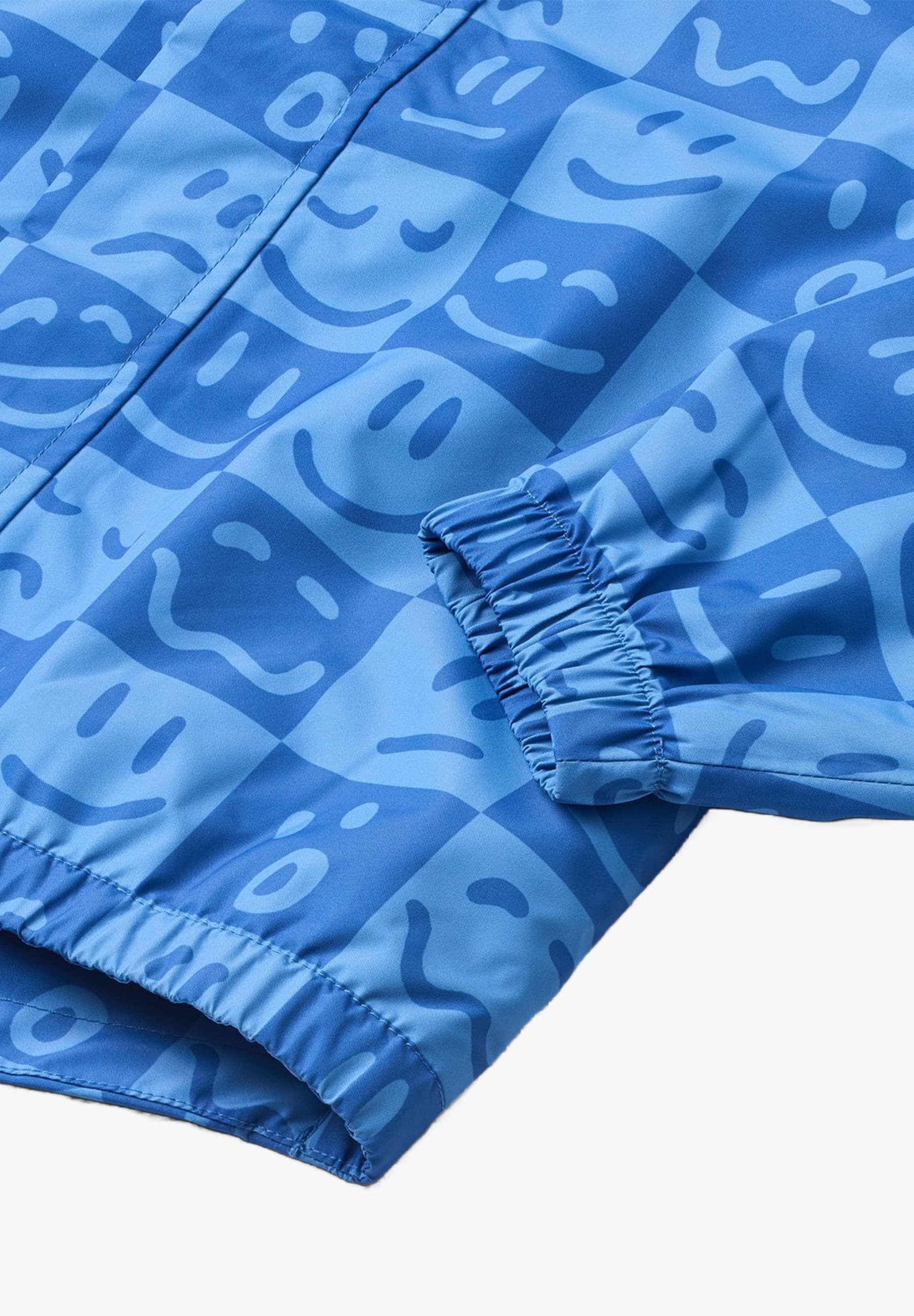 Waiton Vibe Checks BLU