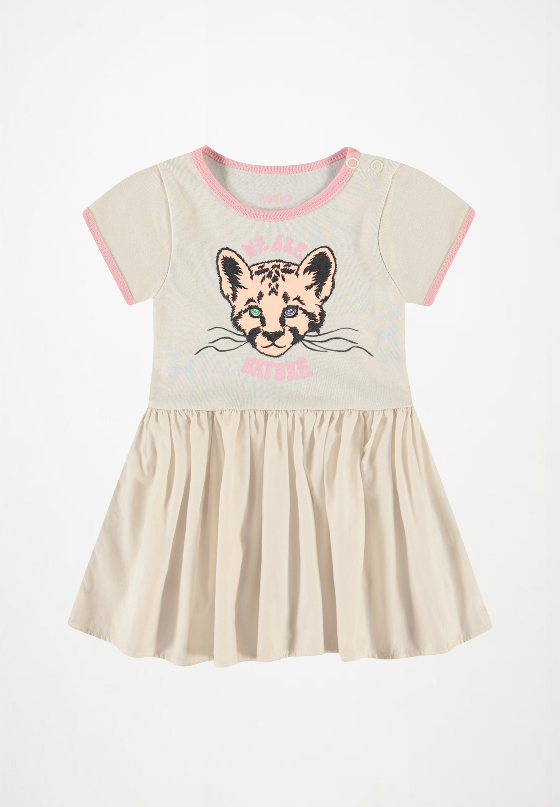 Carinelly We Love Nature