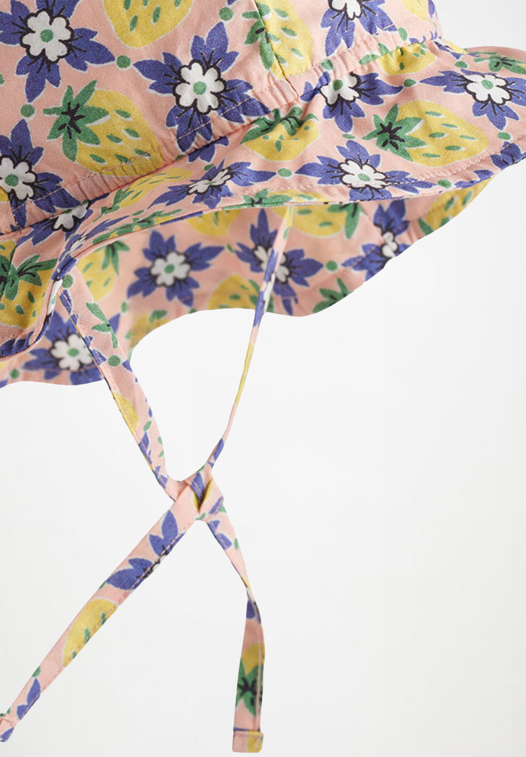 Noel Vintage Berries