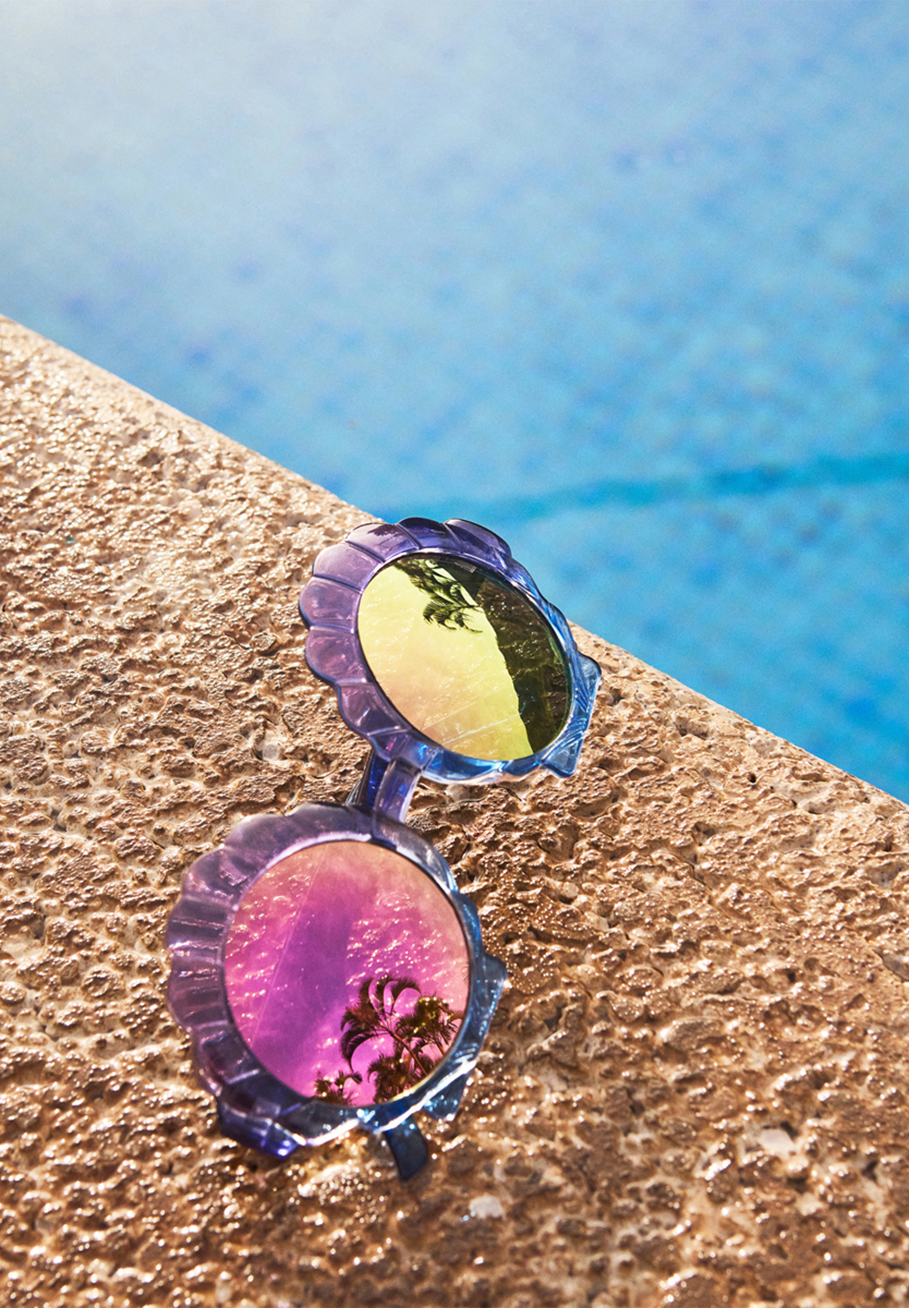 Seashell Granada Sky