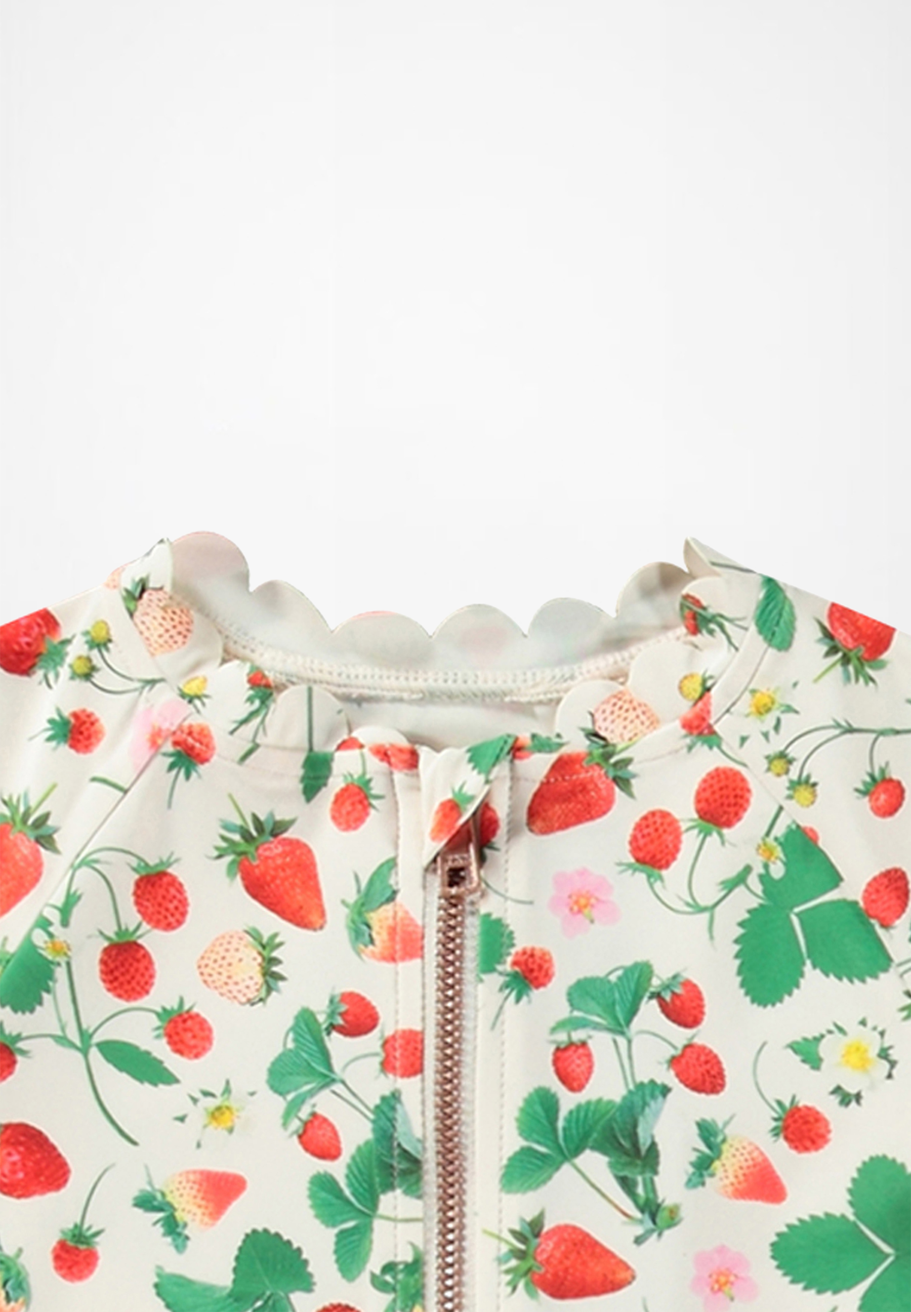 Nolu Strawberry Field