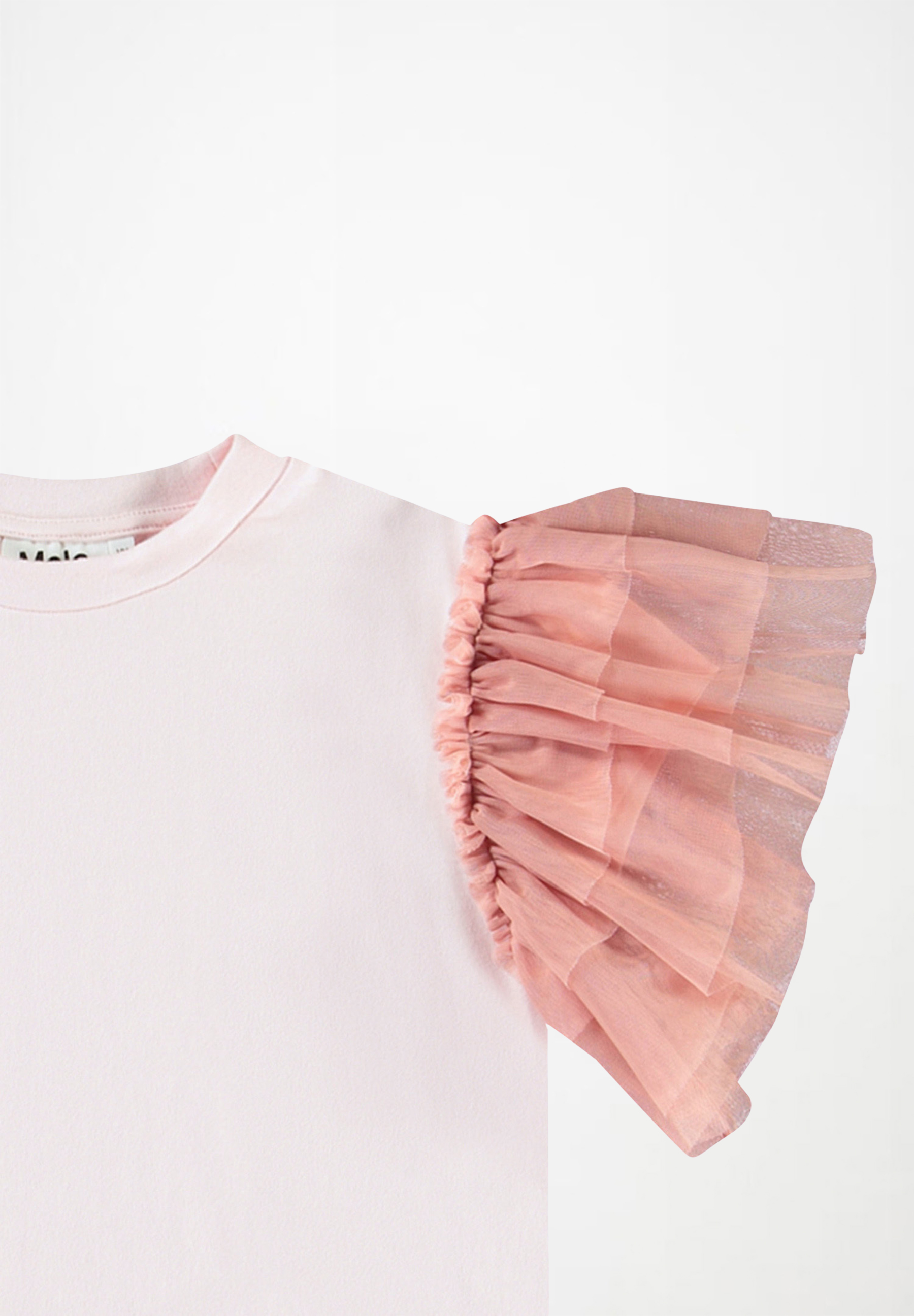 Robyn Charlotte Pink