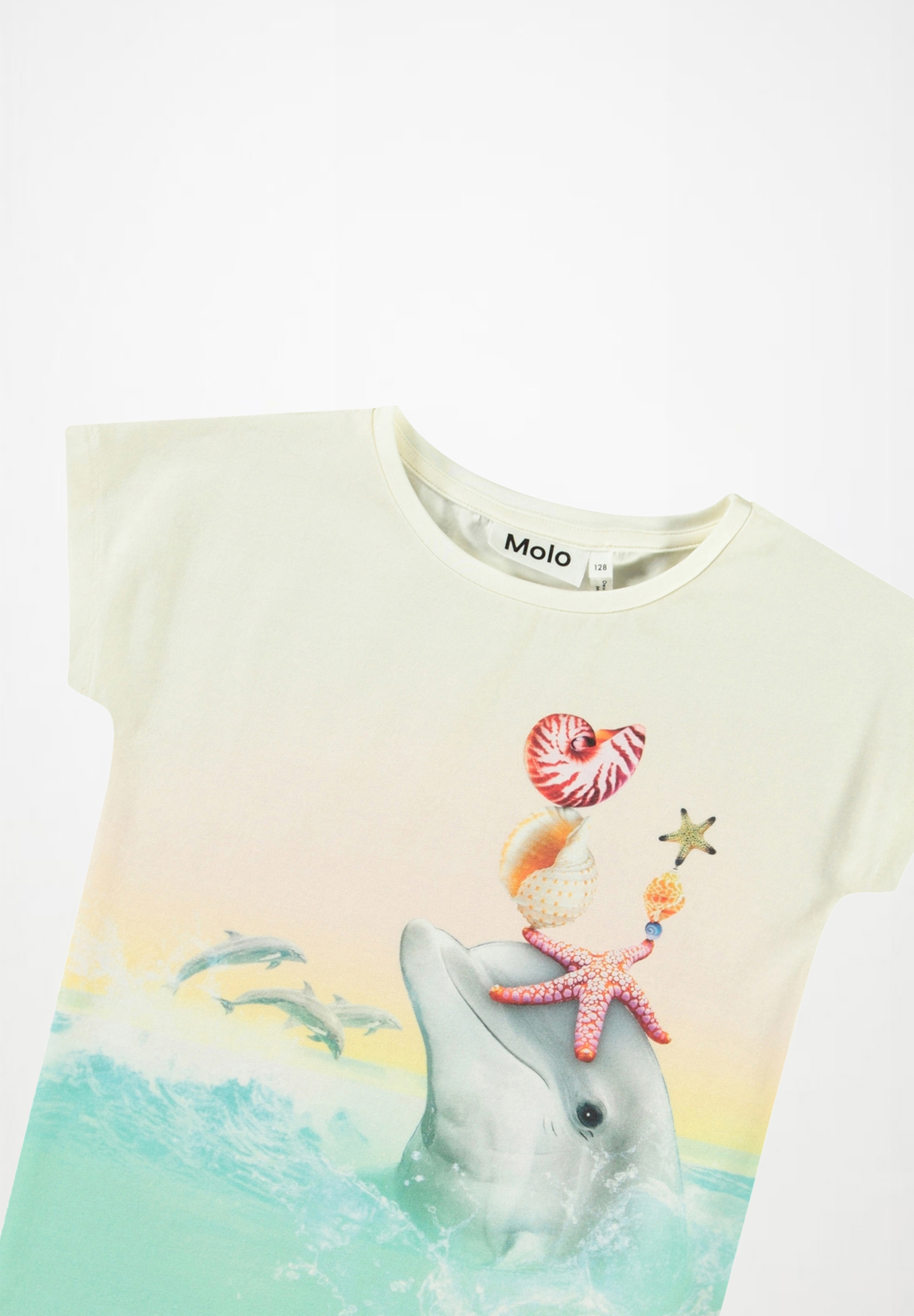 Ragnhilde Wave Jumping