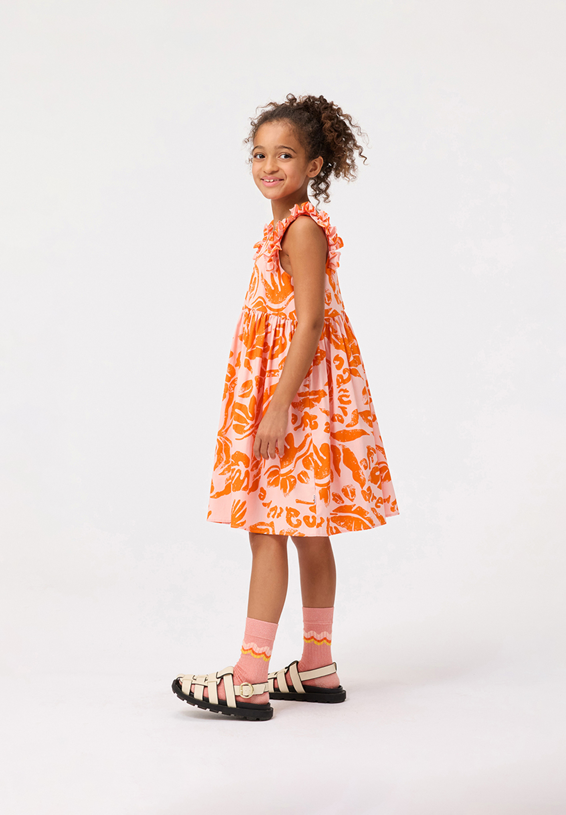 Cicely Peachy Nature