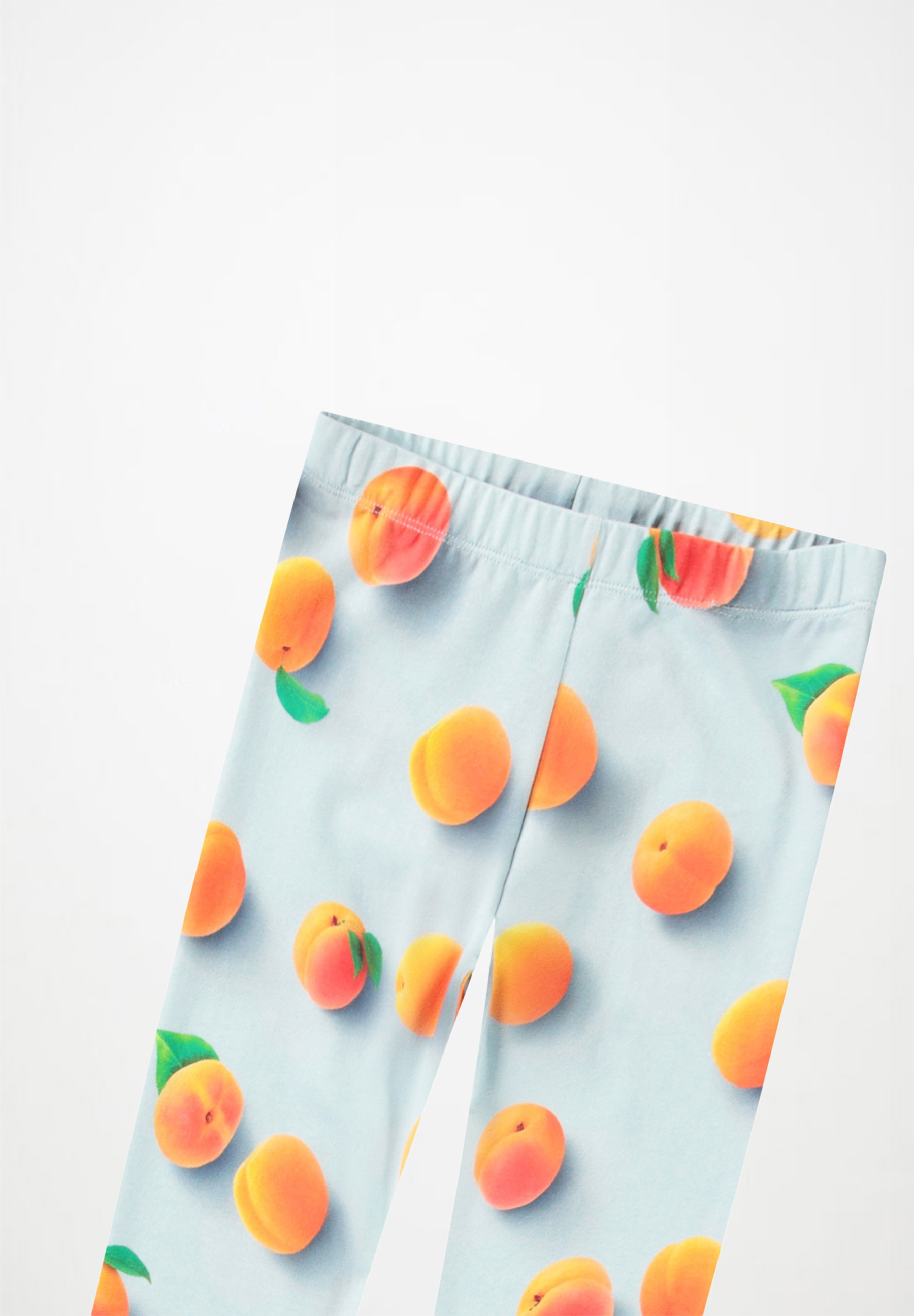 Niki Fresh Apricots