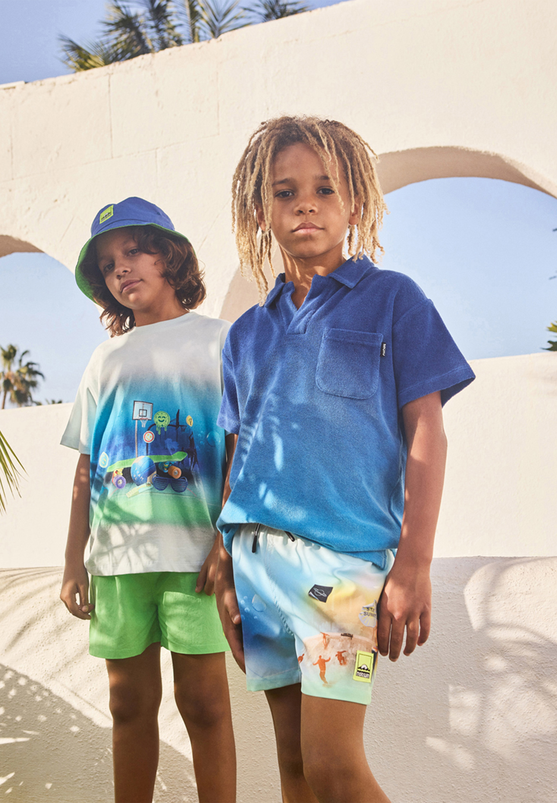 Niko Solid Green Vibes