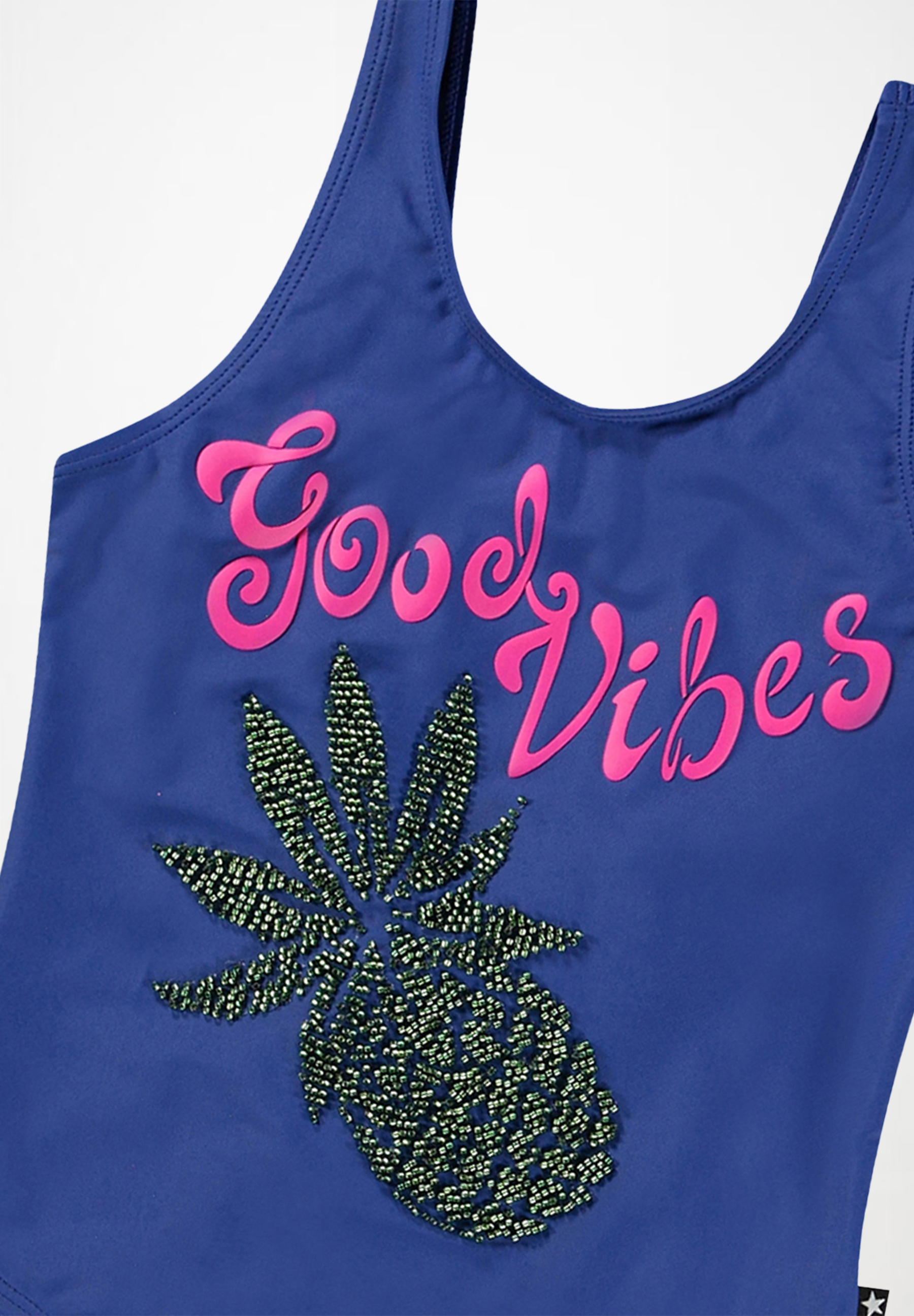 Nika Sparkling Fruit