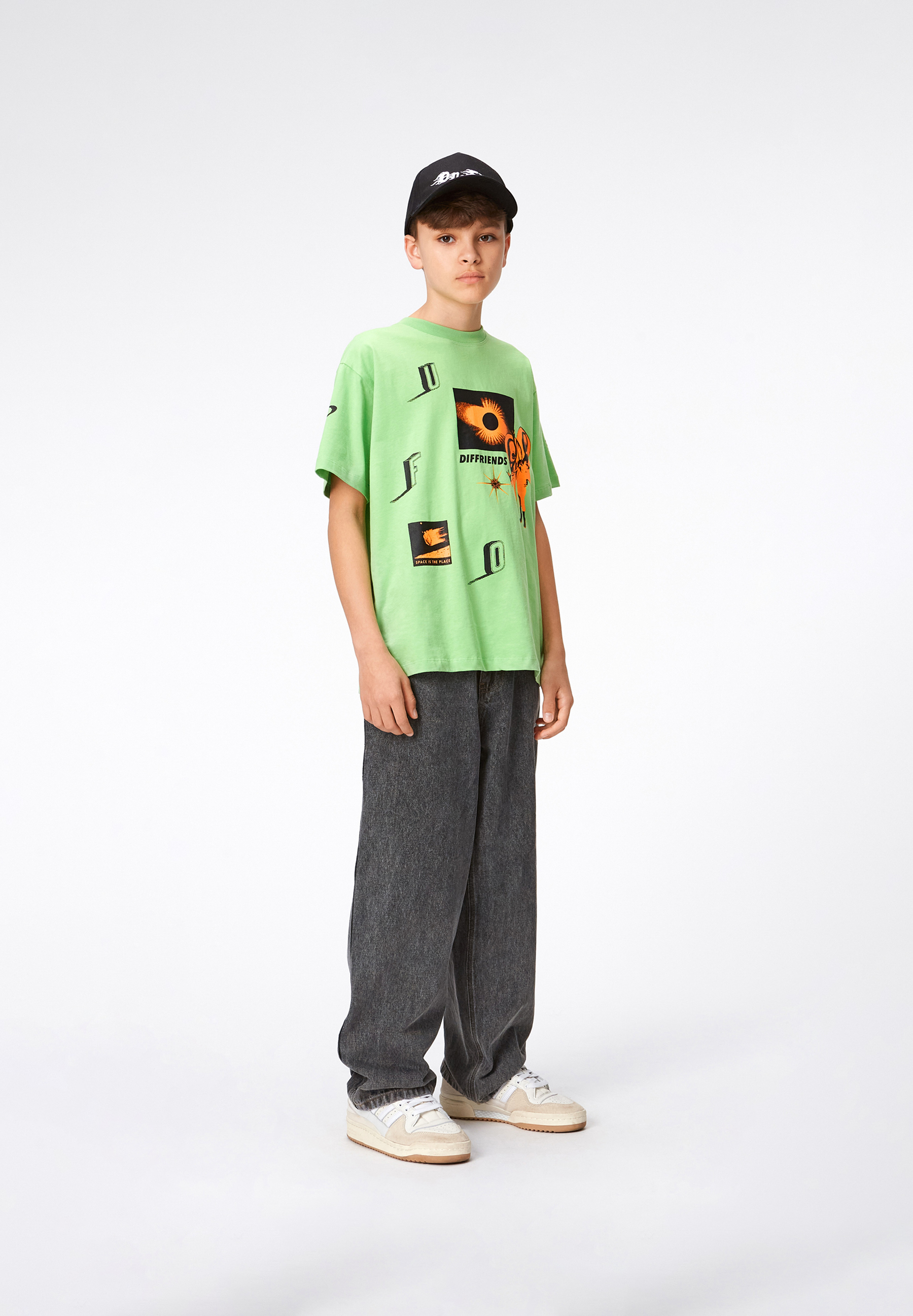 Rodney Alien Friends