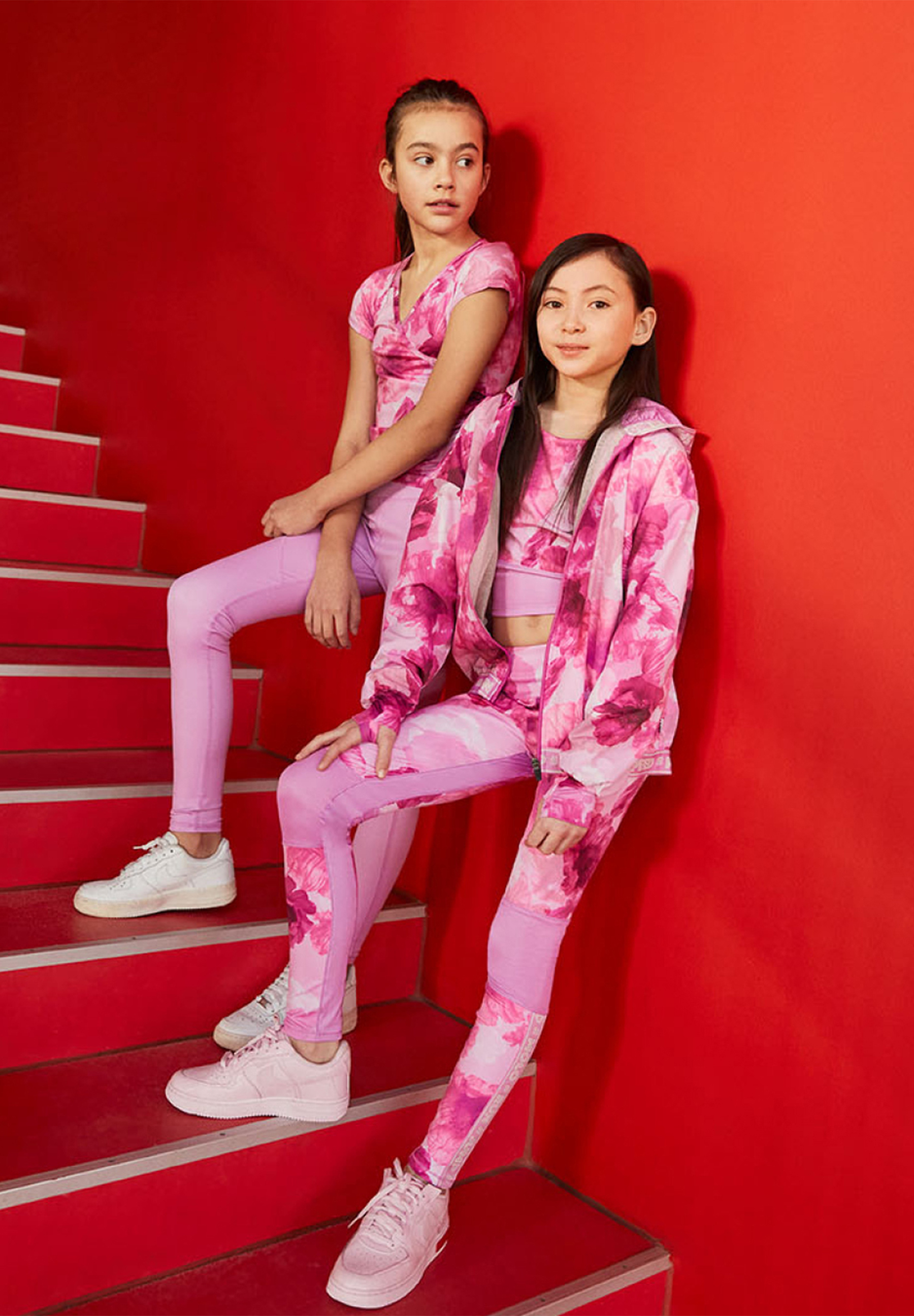 Oaklee Dreamy Poppies