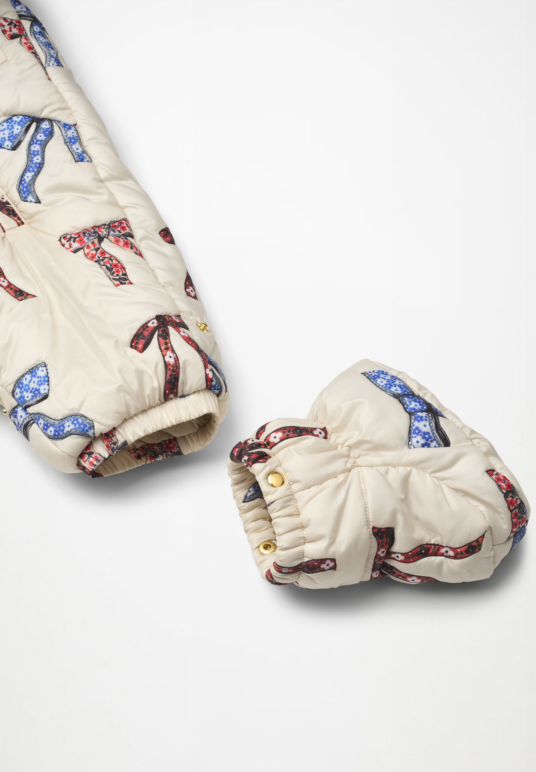 Holly Qulted Bows