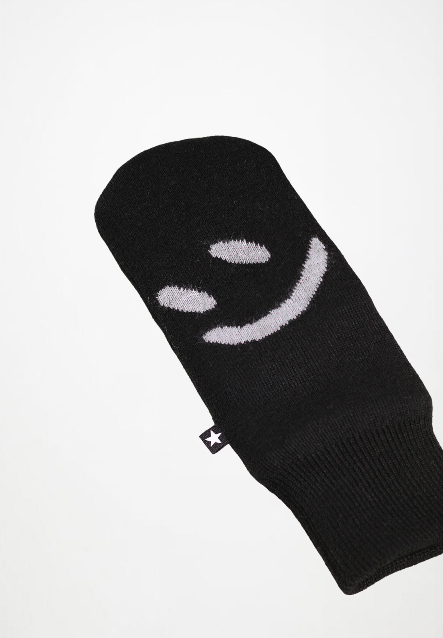 Snowfall Black