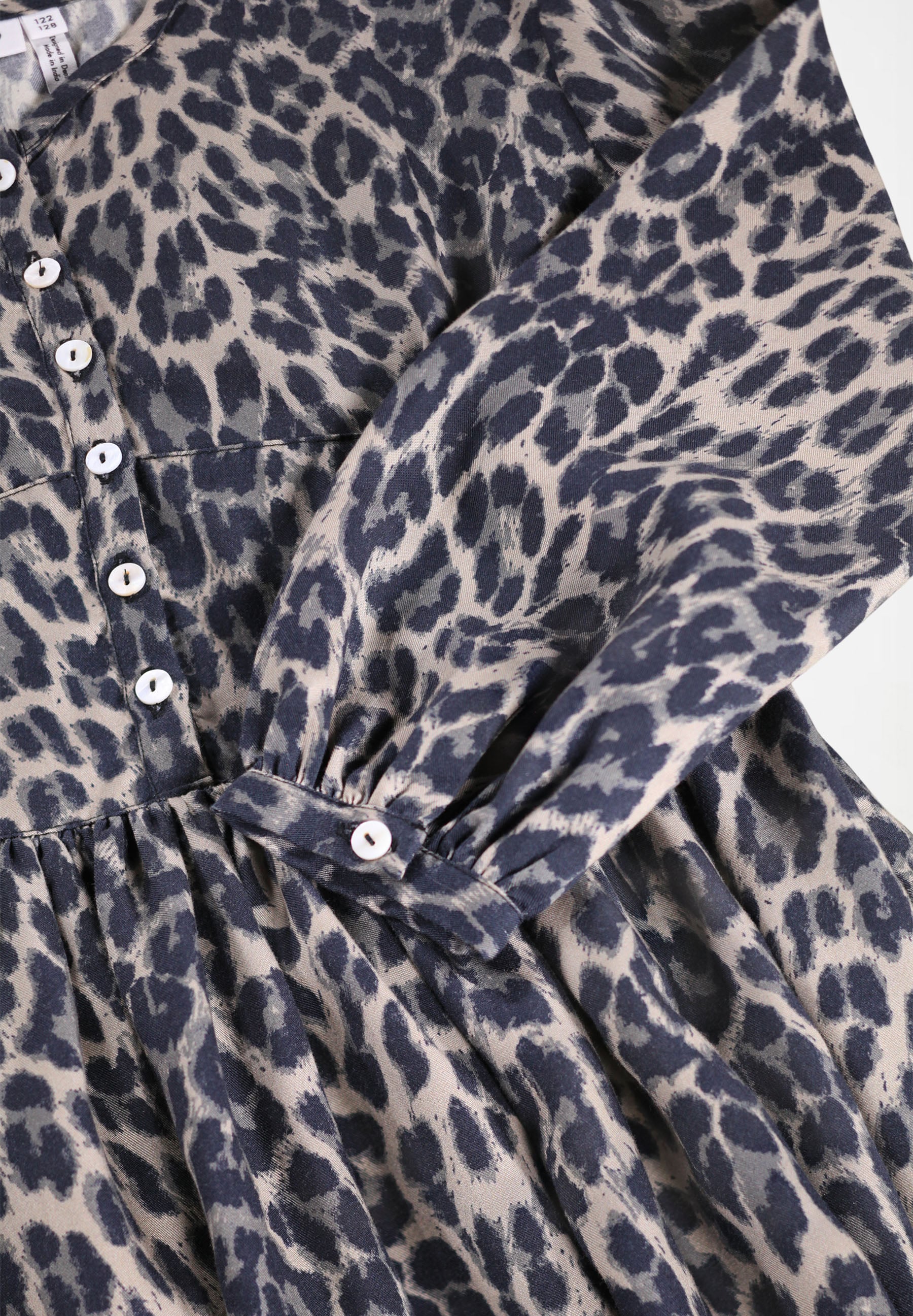 Caro Brushed Leo