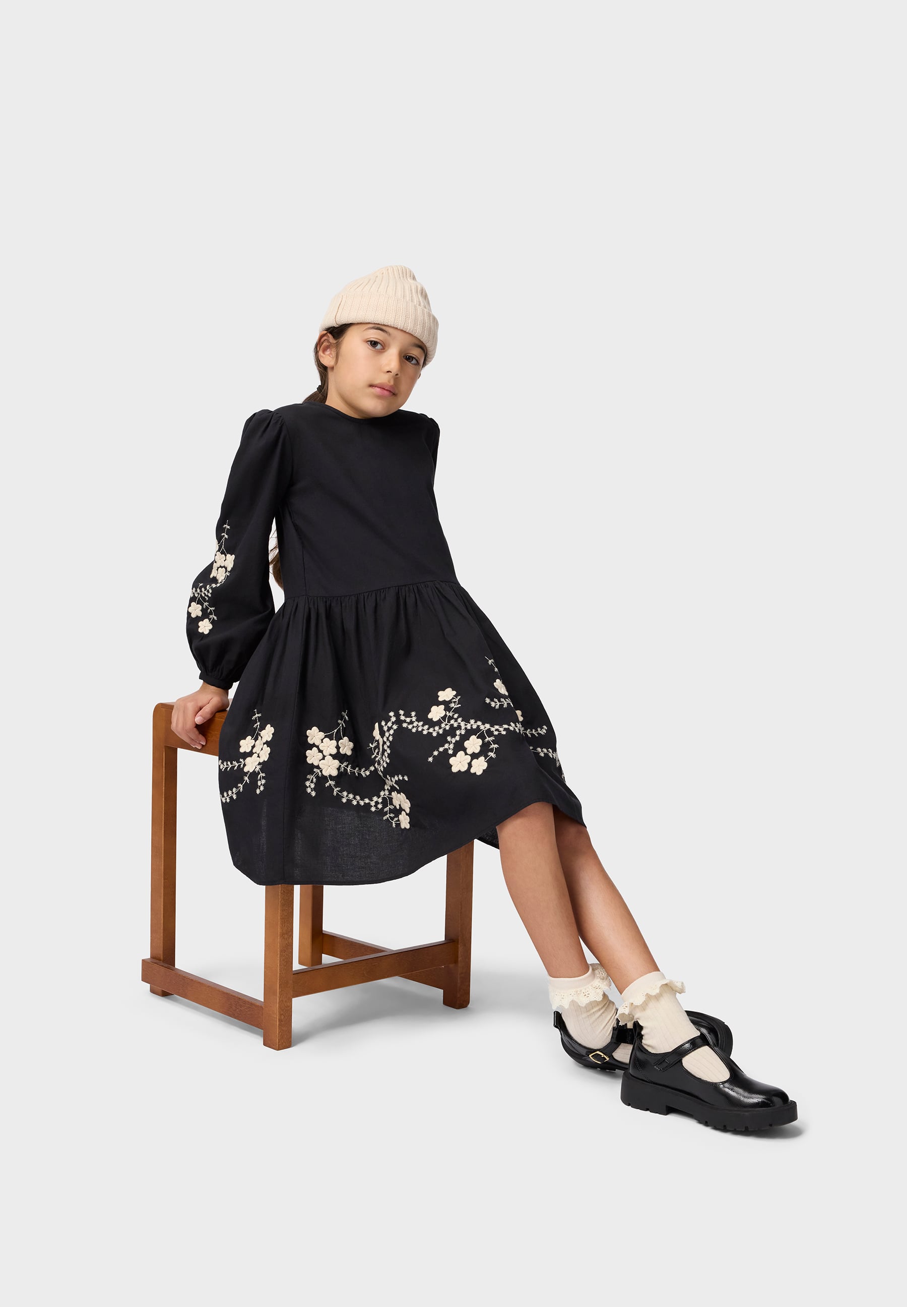 Camma Black