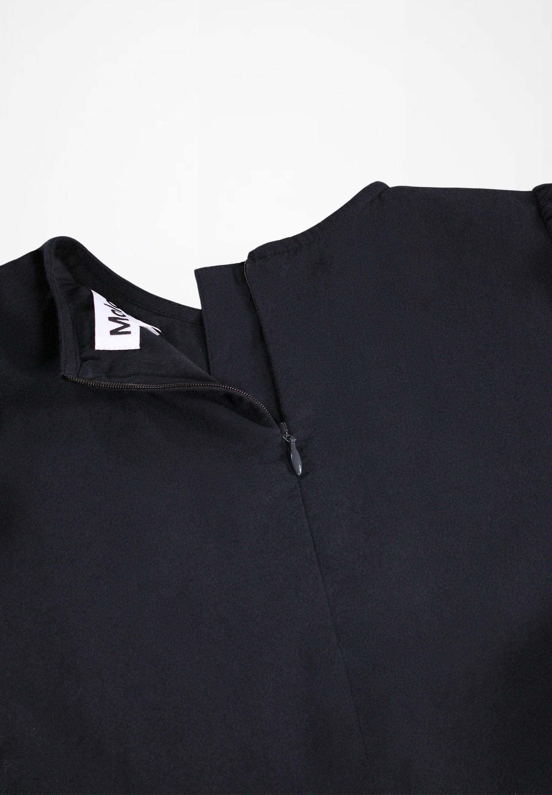 Camma Black