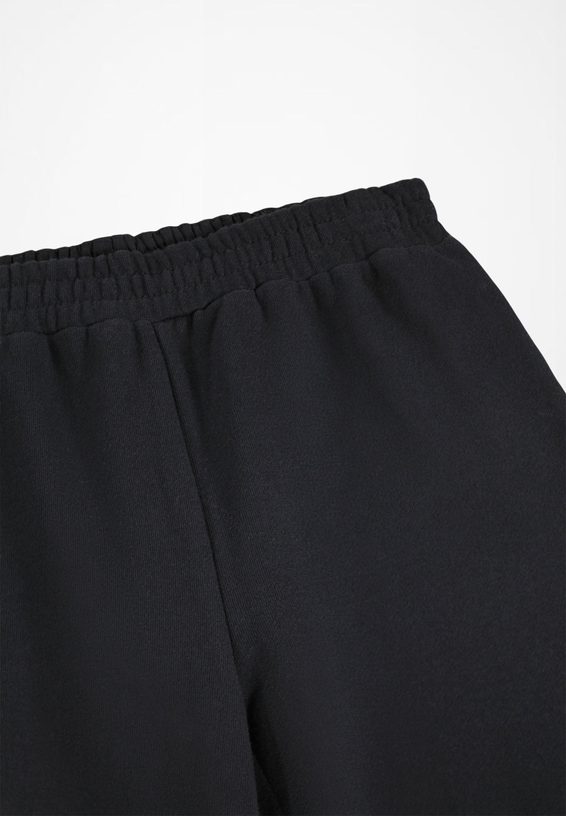 Aurita Black