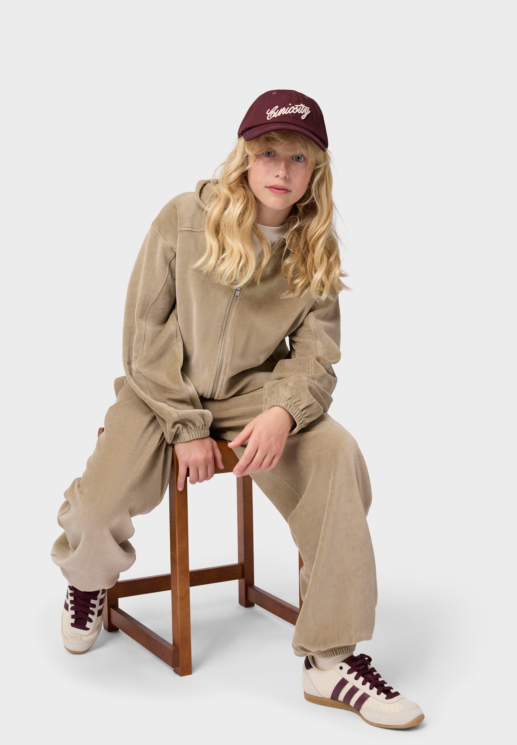 Madeleine Teak
