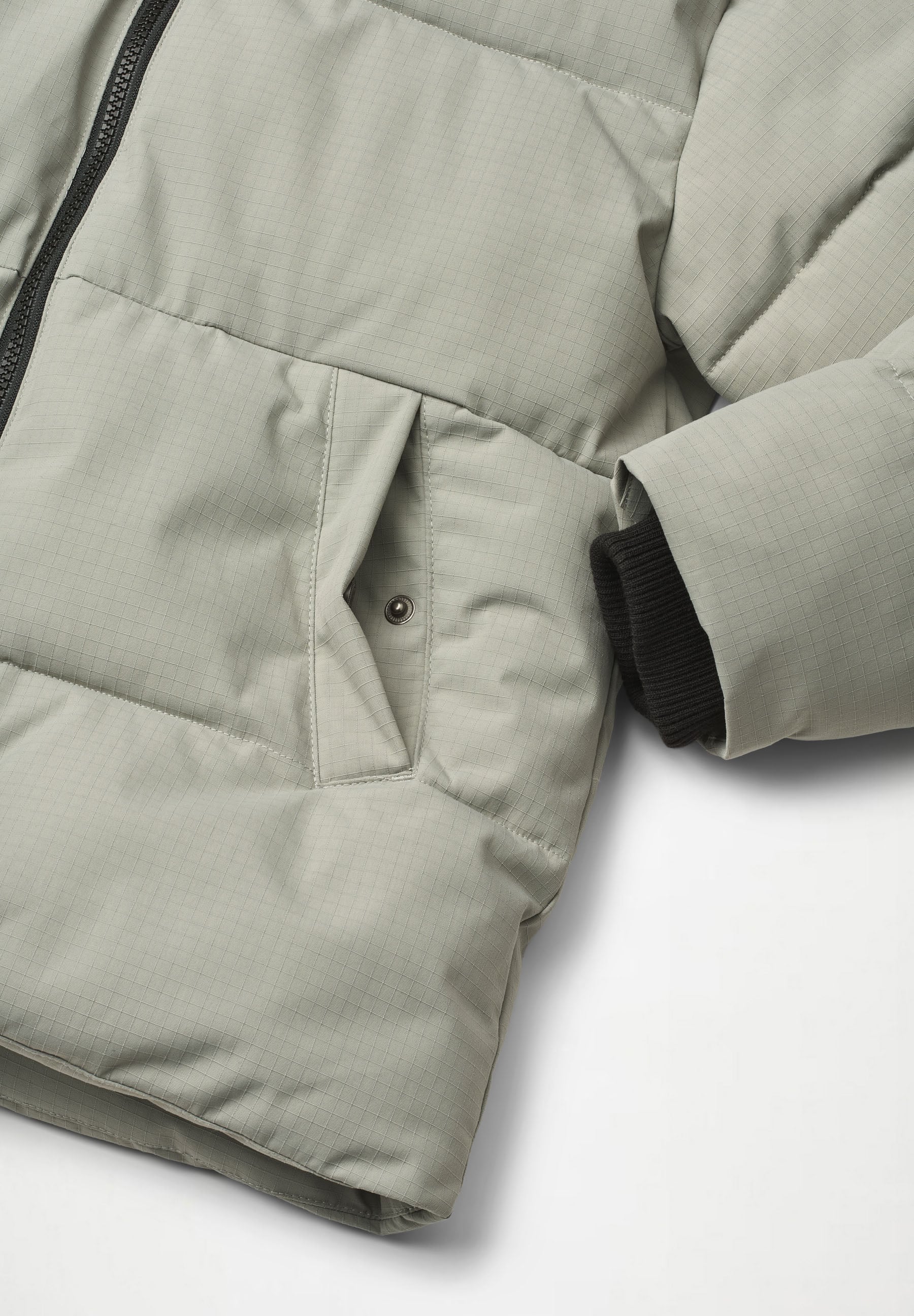 Hilo Dappled Grey