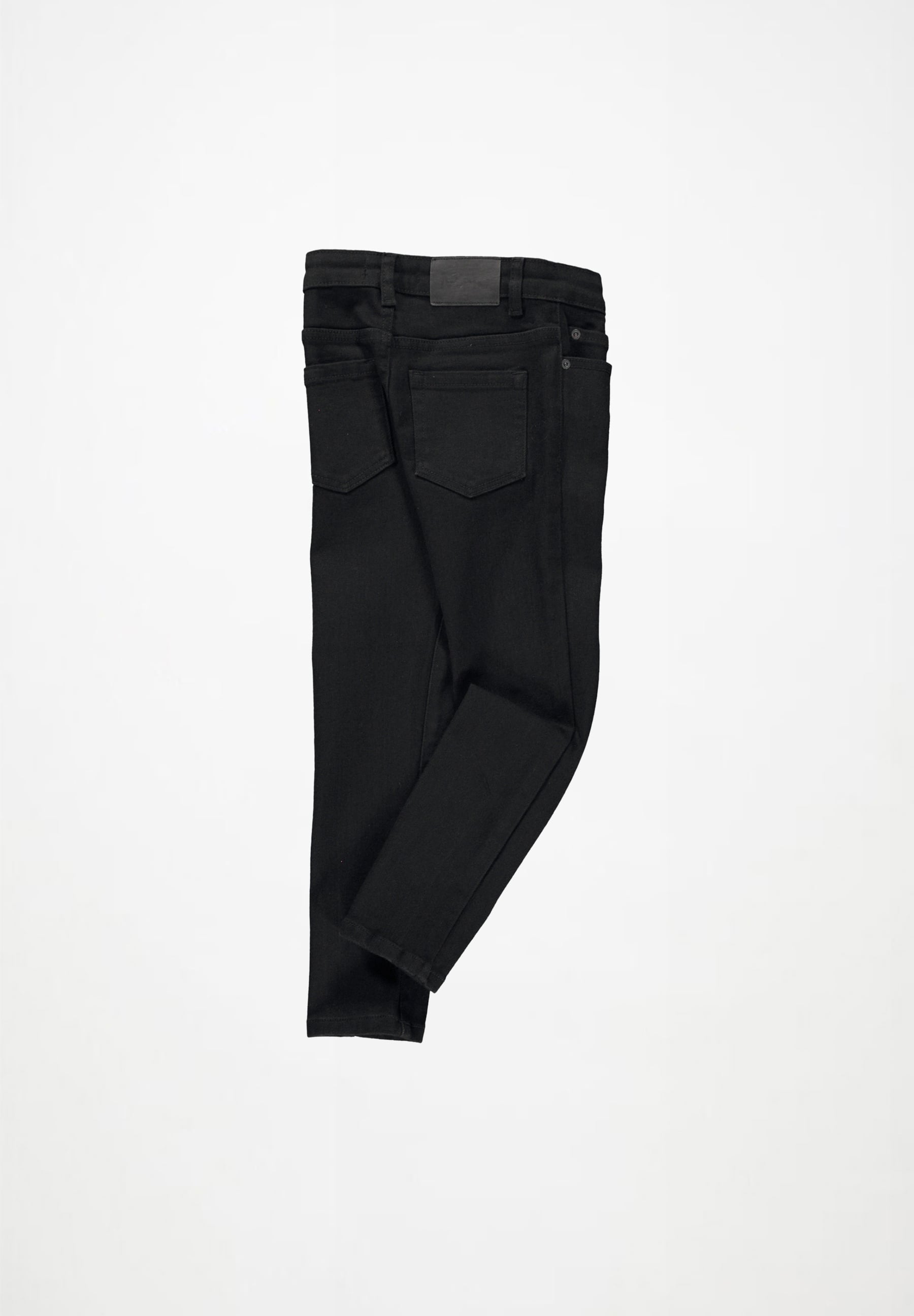 Aksel Black